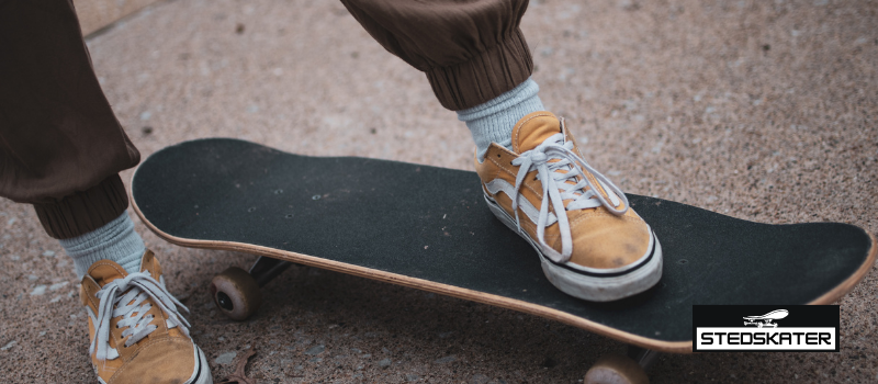 Can you skateboard with running shoes? (Shoes Shopping Tips)